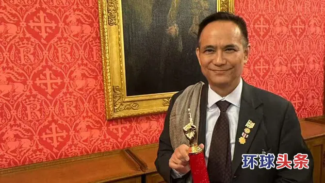 社区侨领江锦鑫博士獲英国白金汉宫邀请親领三座荣誉大奖-环球头条 —— 全球华人的跨域资讯枢纽